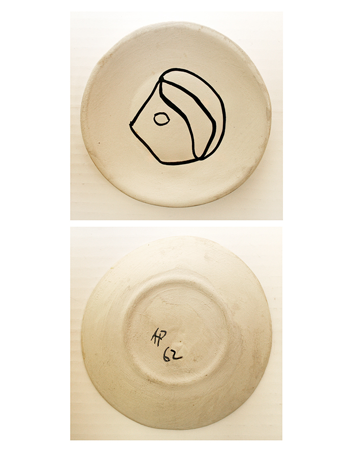 Bread Plate
<br><i>(Plato para Pan)</i> by Amelia Peláez